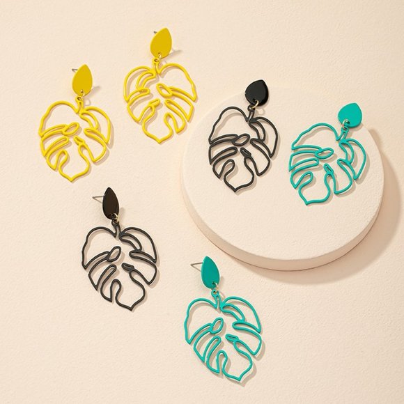 Bohemian Black Monstera Leaf Tropical Palm Frond Tree Leaf Dangle Earrings NEW - Picture 2 of 5